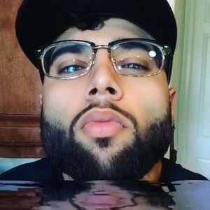 Meet your Posher, Abdallah